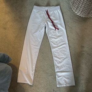 Figs Livingston Cement Grey, size Small Tall